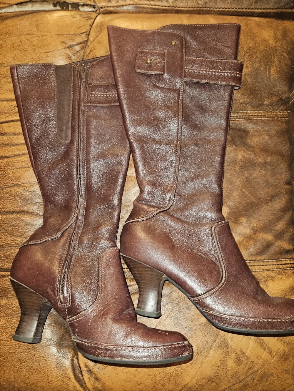 Indigo Womans Brown Mid Calf Boots Size 6